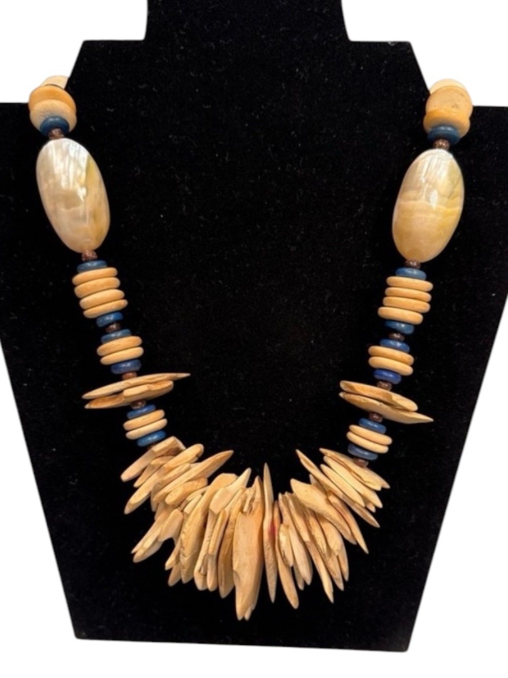 Vintage Jewelry Natural Wood Spike Shell Bead Necklace Boho Tribal Style Coastal